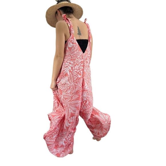 Po`a‘lima Coral White Tropical Floral Boho Wide Leg Beach Summer Romper - Picture 10 of 15